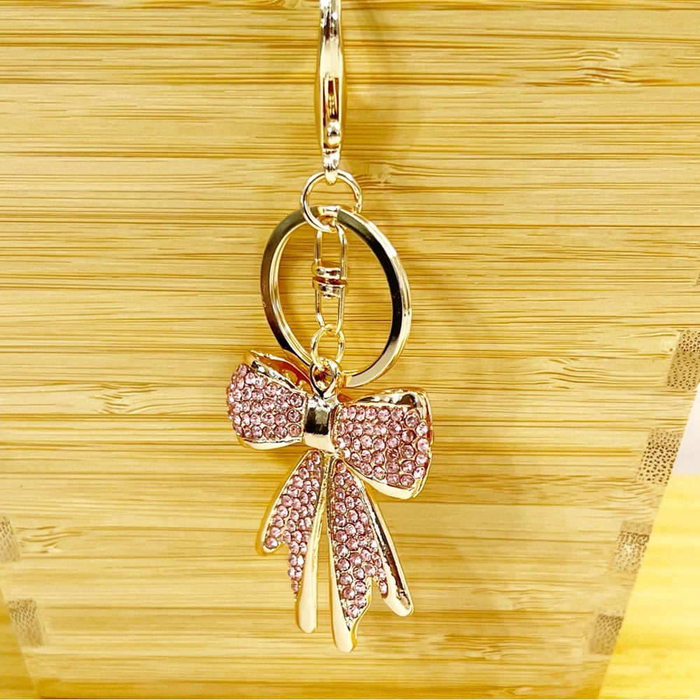 Glamorous Rhinestone Bow Keychain | Elegant Bling Accessory - Picture 7 of 8